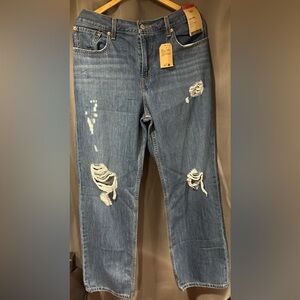 Women’s Levi’s Low Pro Distressed Ripped Jeans - Size 32